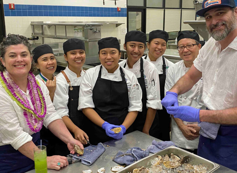 Award Winning chef teaches UH – MC students