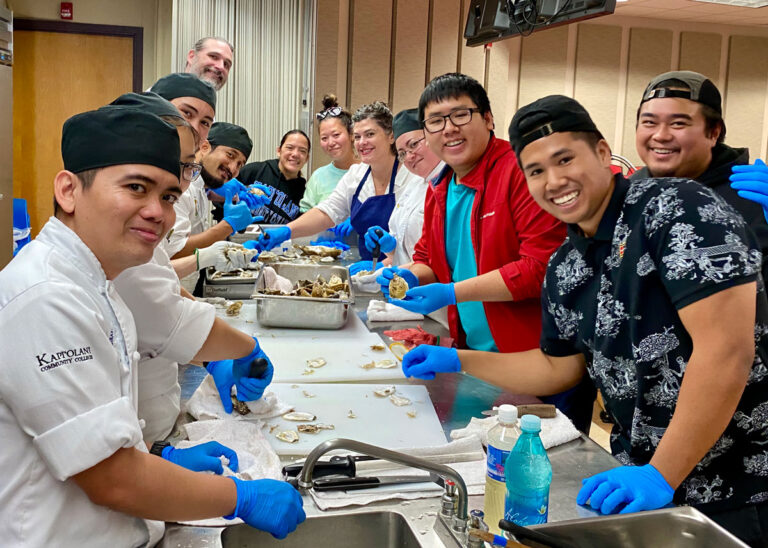 HAWAII’S OWN LUXURY LIFESTYLE MAGAZINE